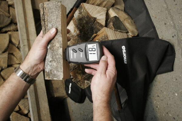 Puidu niiskuse mõõtja